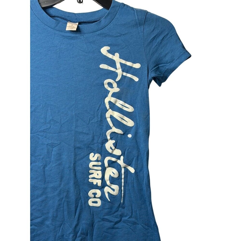 VTG Hollister Y2K Ladies Small‎ Blue Bella Swan Surf Co Iconic Spell Script Tee
